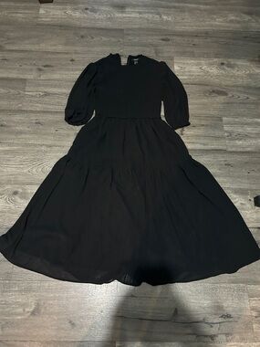 Forever 21 Black Tiered Midi Dress with Puff Sleeves